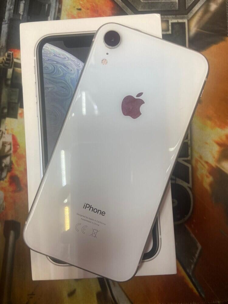 Смартфон iPhone XR 64 Gb