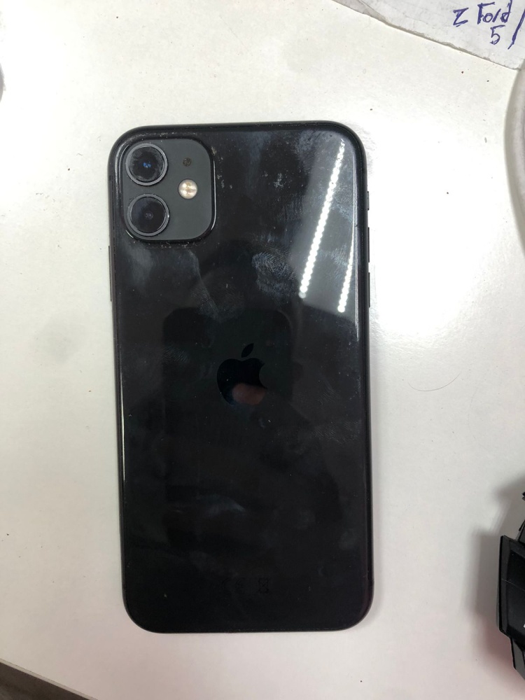Смартфон iPhone 11 64Gb
