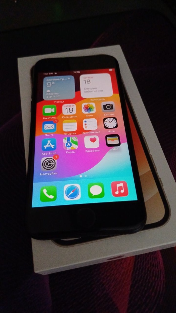 Смартфон iPhone SE 2020 64 Gb