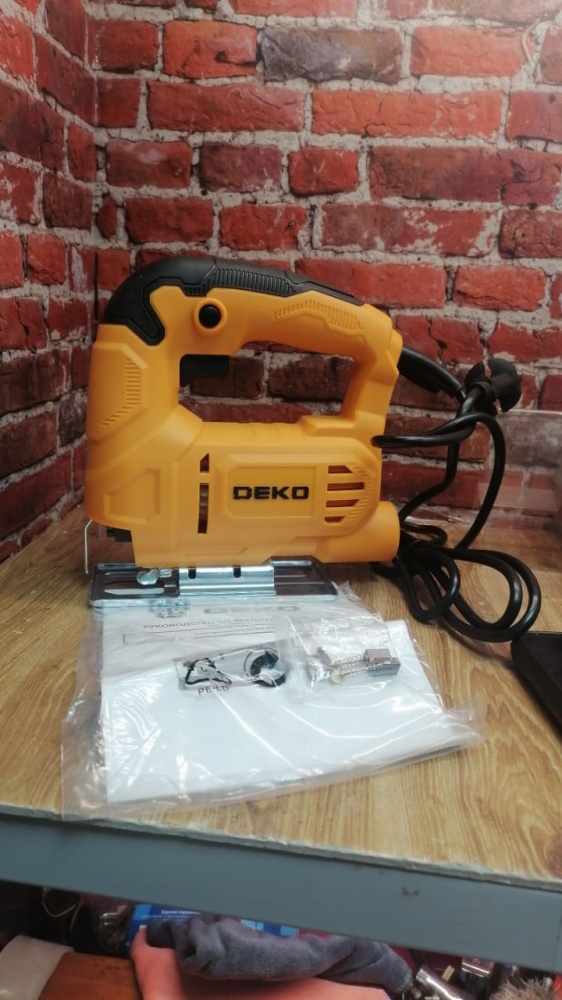 Лобзик DEKO 600 ВТ