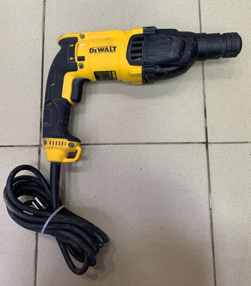 Перфоратор DeWalt D25133