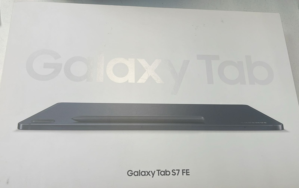 Планшет Samsung Galaxy Tab S7 FE LTE 64 Gb стилус