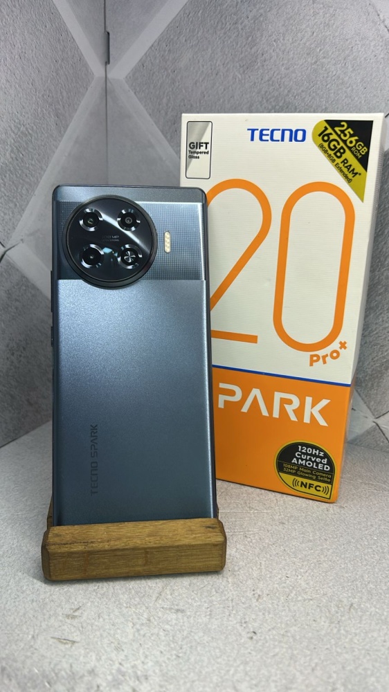 Мобильный телефон Tecno SPARK 20 PRO PLUS 8-256