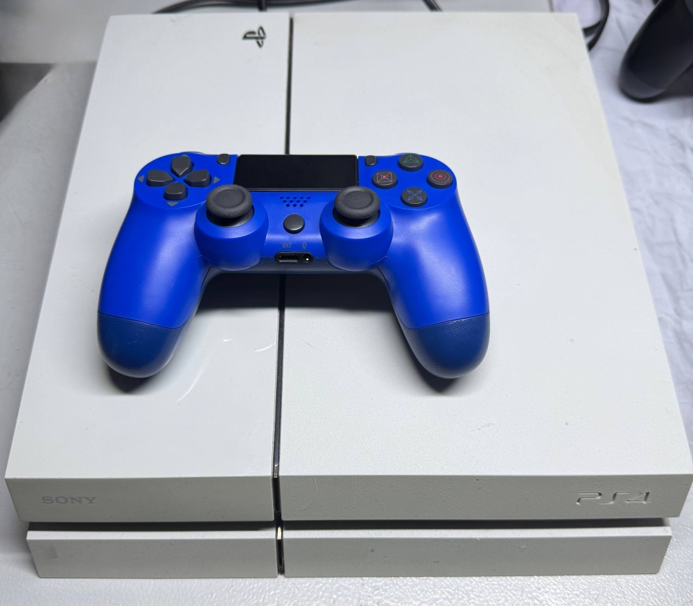 Игровая приставка Sony PlayStation 4 fat 512
