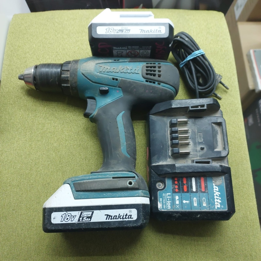 Шуруповерт makita df457d