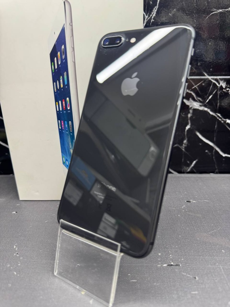 Смартфон iPhone 8+ 64 Gb