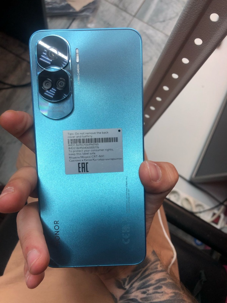 Смартфон Honor 90 lite 8/256