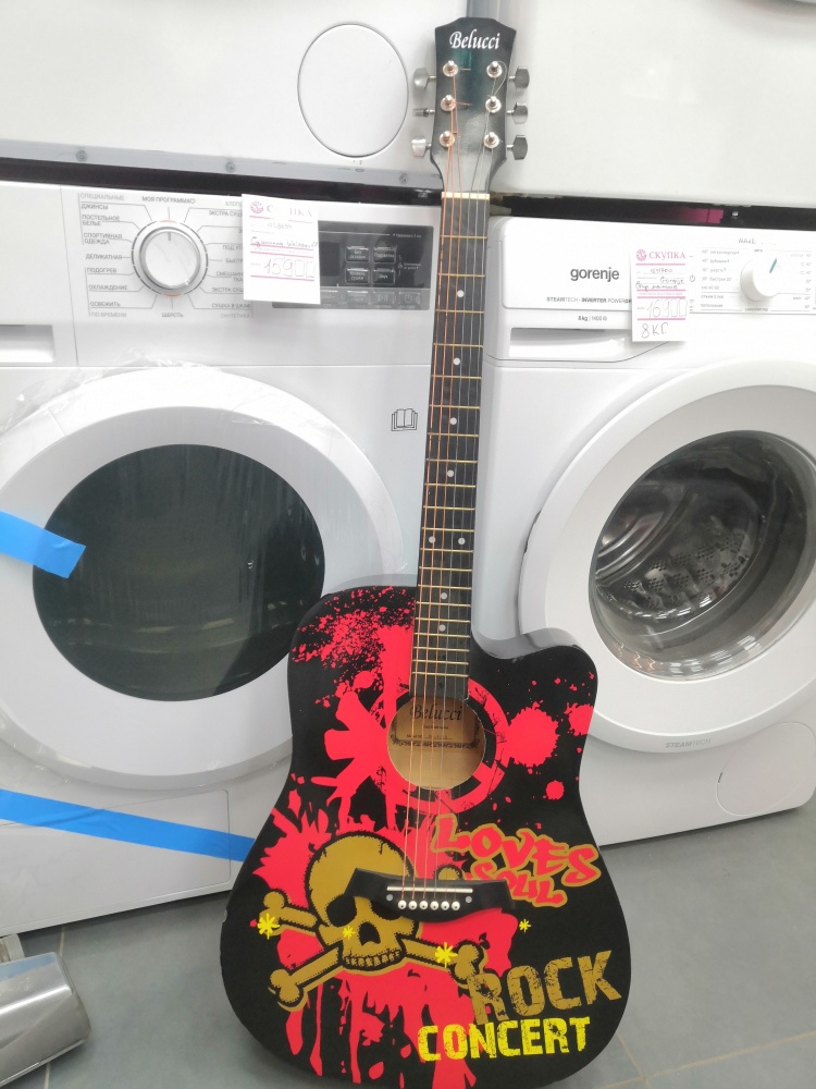 Гитара  беллучи черная