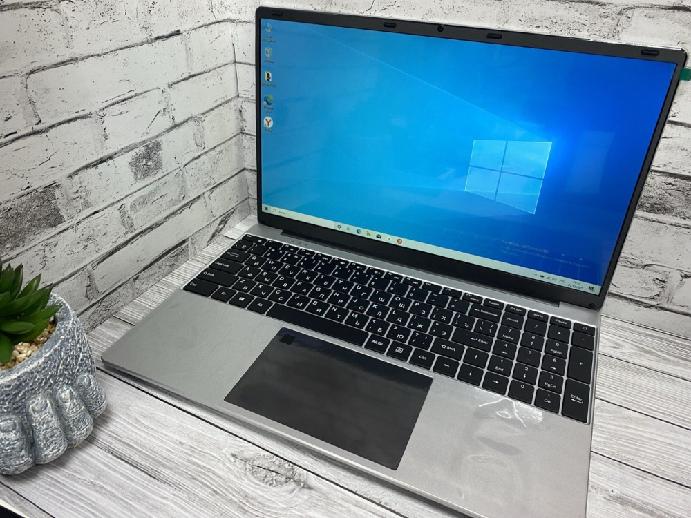 Ноутбук др марка QQO Celeron 2.0 GHz 16GB/2 TB