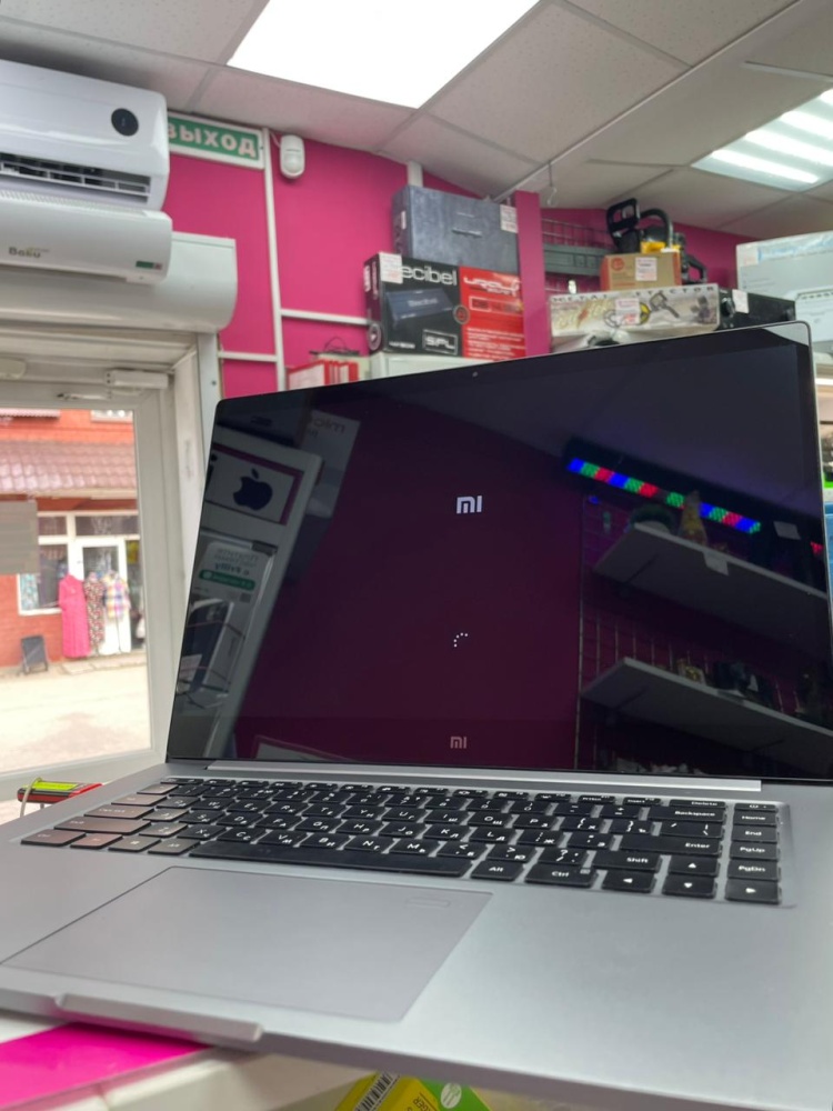 Ноутбук Xiaomi Mi NoteBook 15.6 Intel Core i7-8/16Gb RAM/256Gb SSD/NVIDIA MX150
