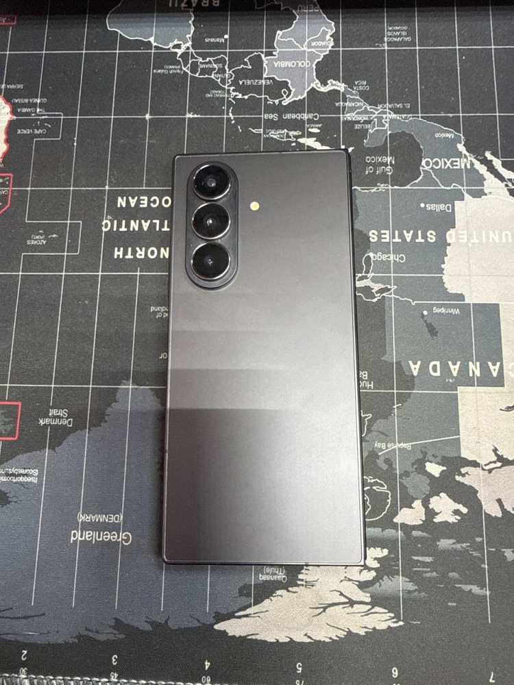 Смартфон Samsung Galaxy Z Fold 7 12/256