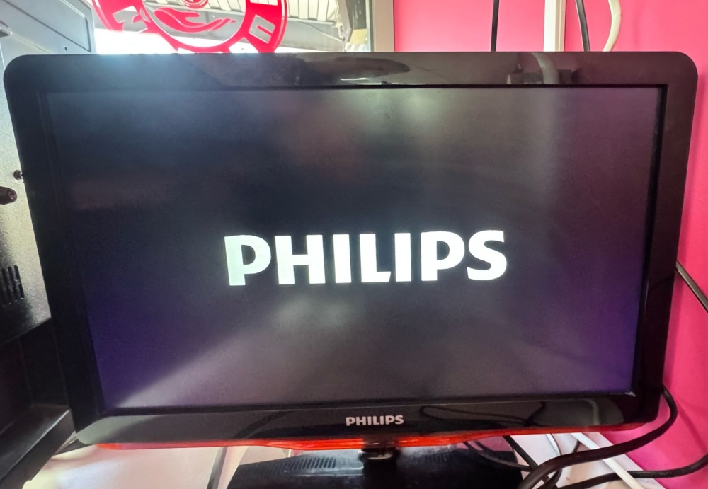 Телевизор Philips 19pfl340/60