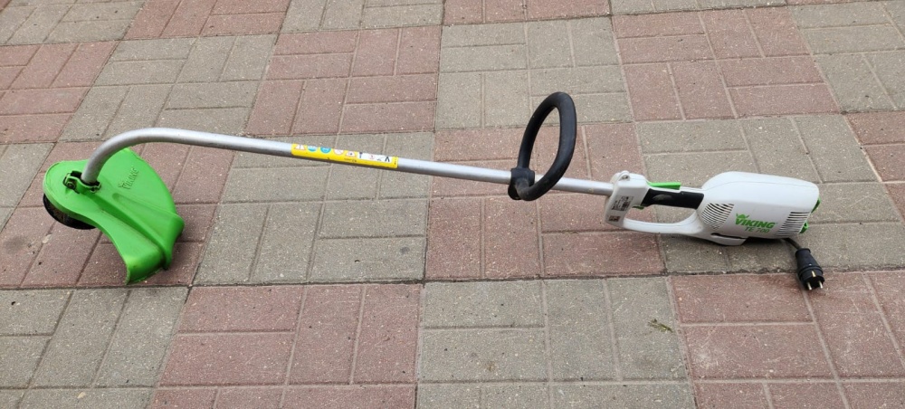 Электротриммер Viking TE 700