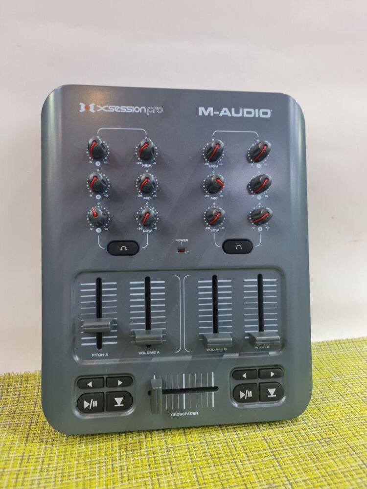 DJ-оборудование M-audio Xsession pro