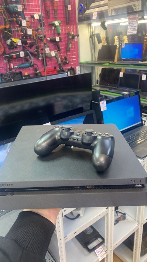 Игровая приставка Sony PlayStation 4 slim  1Тб