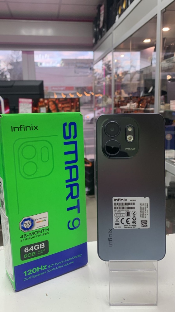 Мобильный телефон Infinix Smart 9 3/64