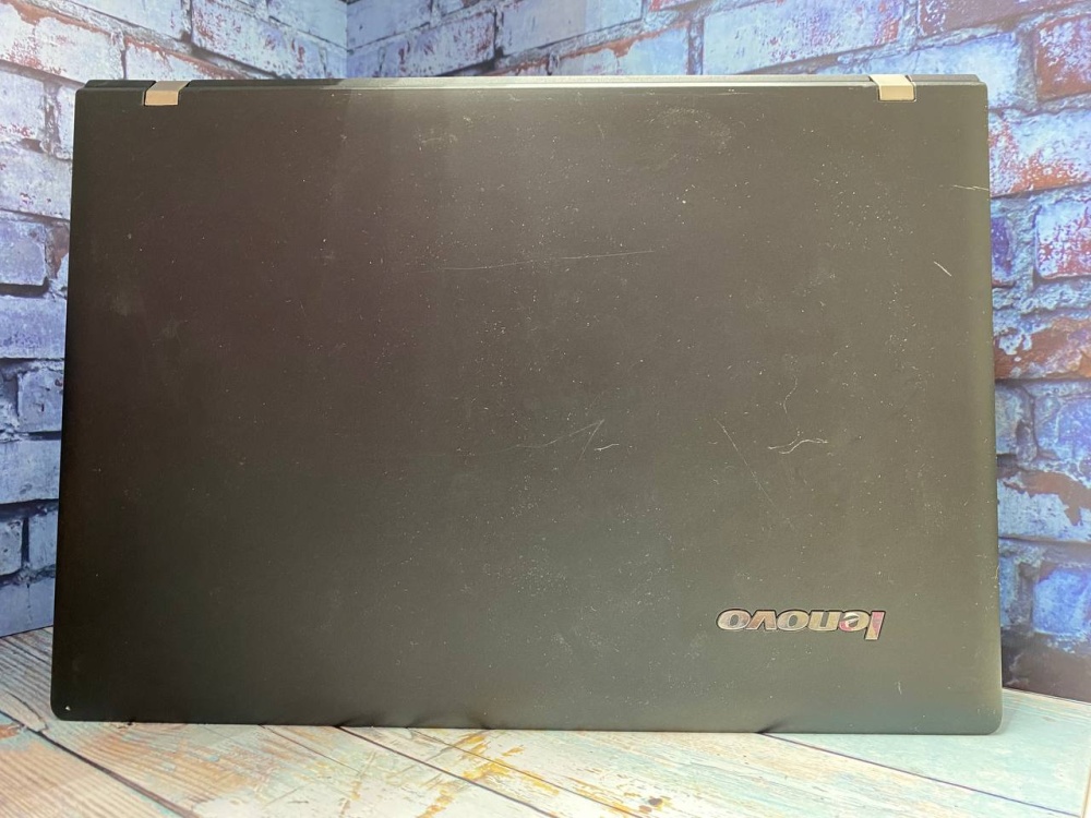 Ноутбук Lenovo E31-70