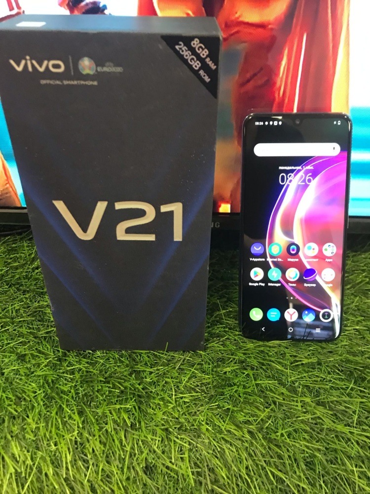 Смартфон Vivo V21E 8/256