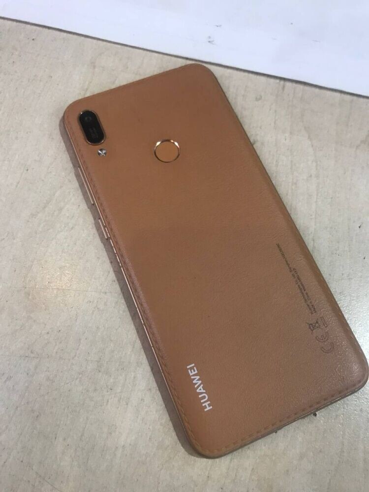 Смартфон Huawei Y6 2/32
