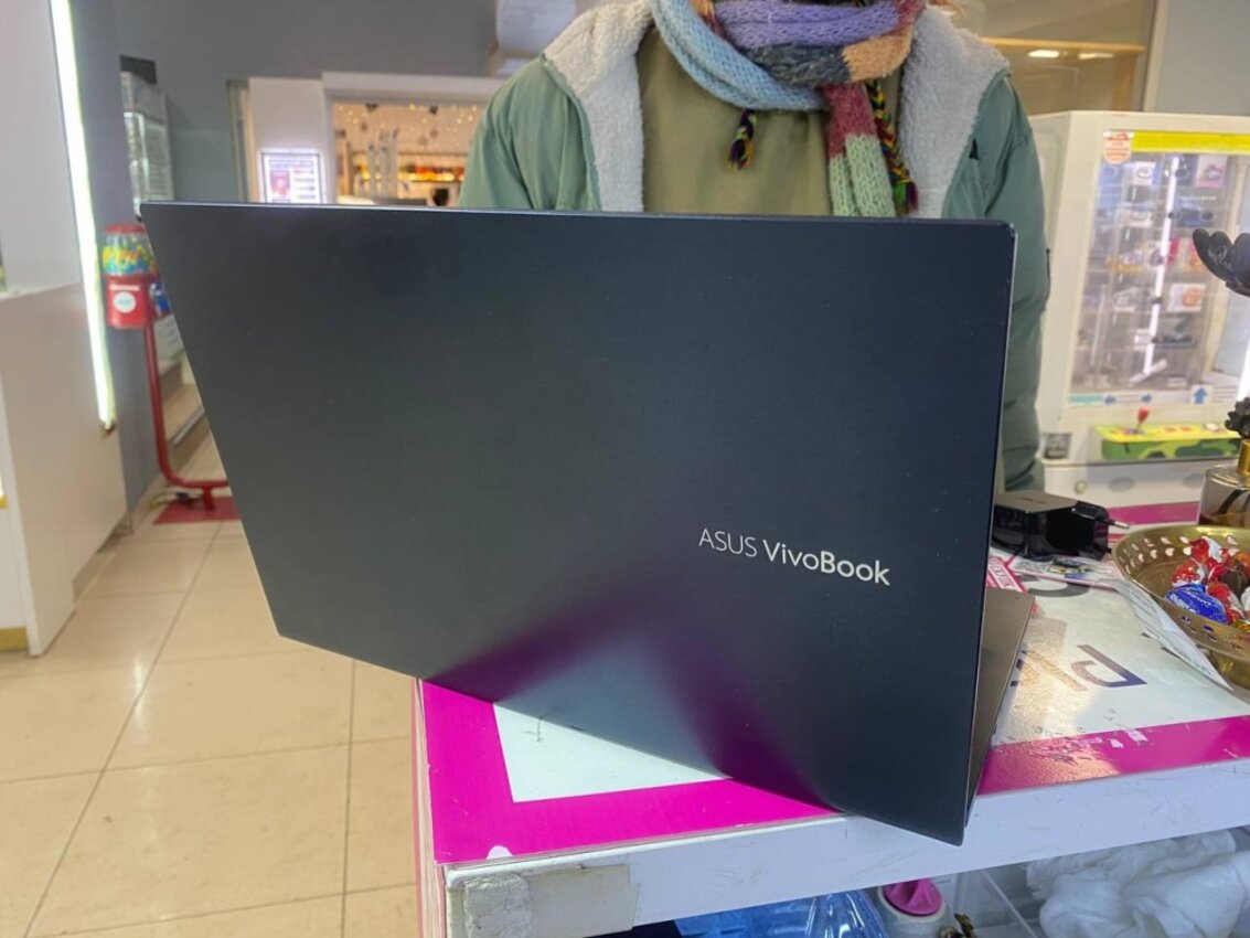 Ноутбук ASUS Vivobook 8/512