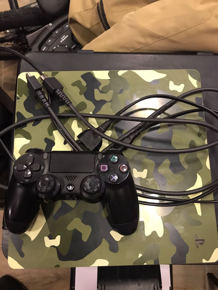 Игровая приставка Sony PlayStation 4 slim 1 ТБ
