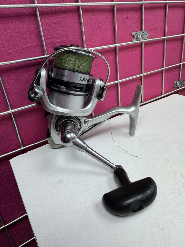 Катушка Daiwa Laguna E2500A