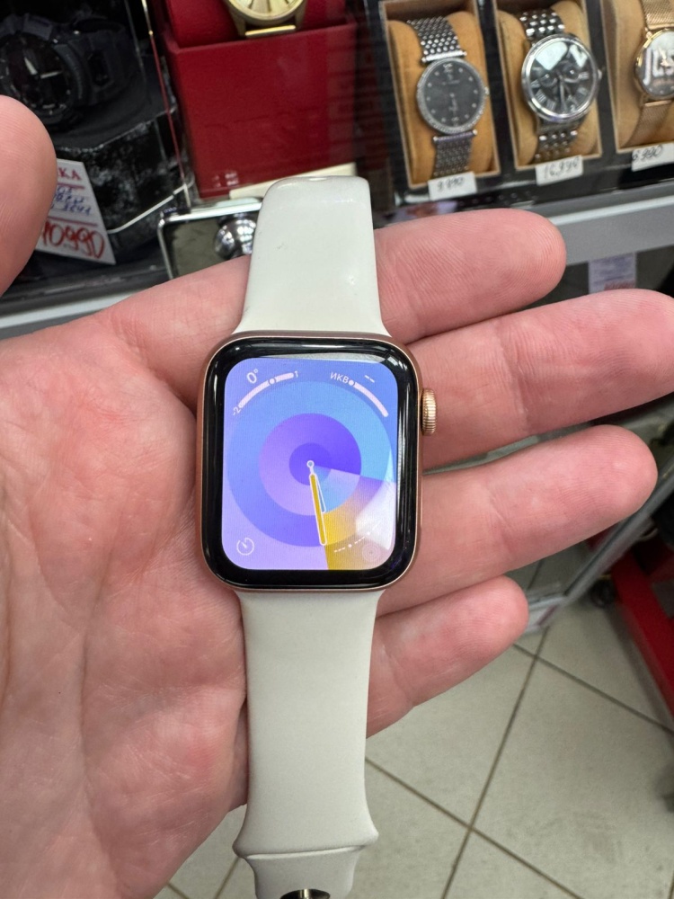 Часы Apple SE 41mm