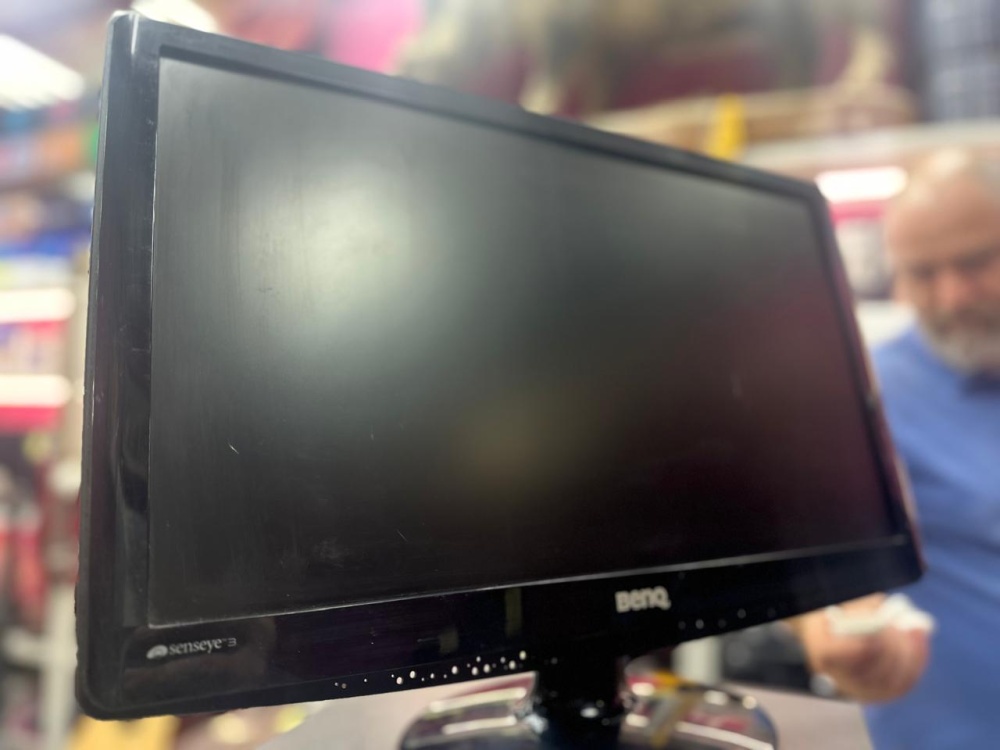 Монитор Benq 20