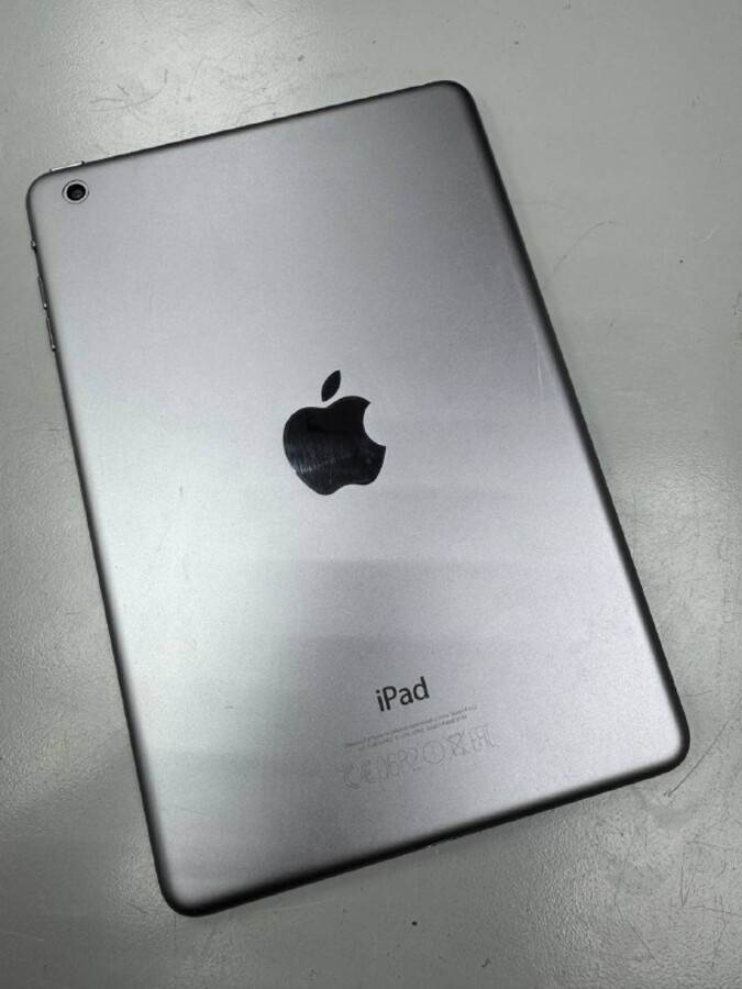 Планшет Apple iPad mini 2 16Gb