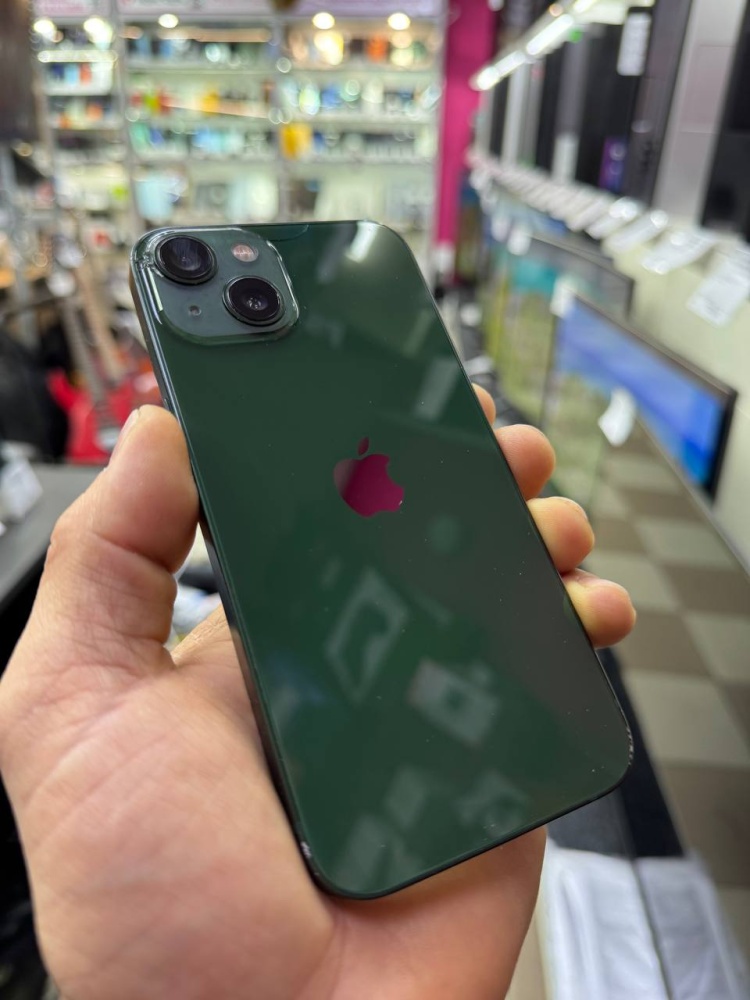 Смартфон iPhone 13 128 Gb