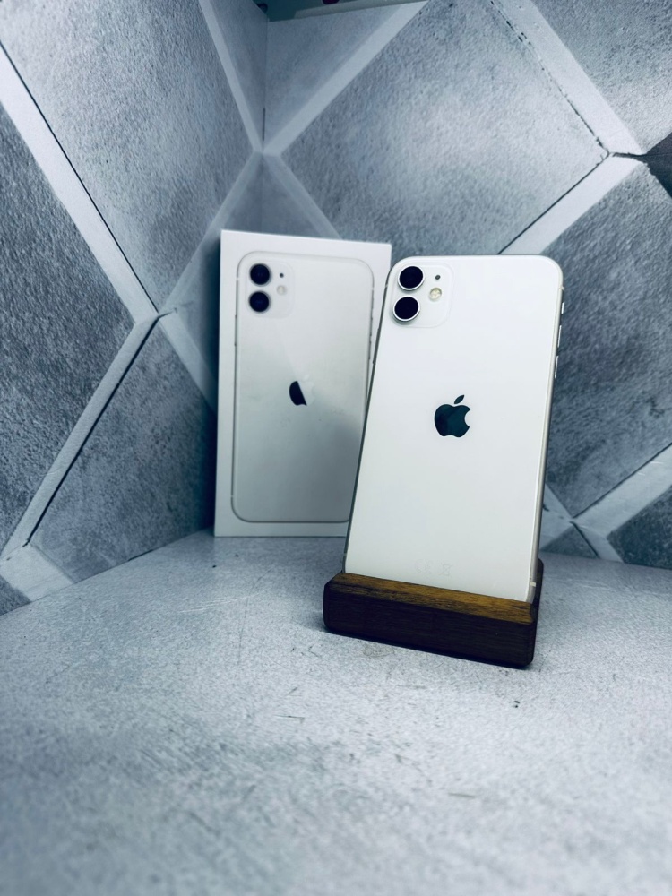 Смартфон iPhone 11 128 Gb