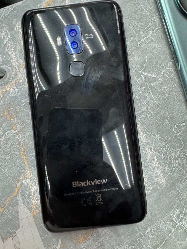 Мобильный телефон Blackview