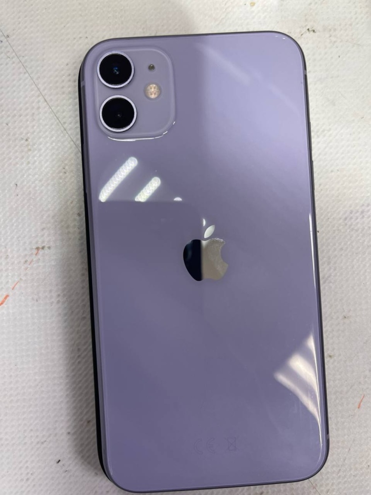 Смартфон iPhone 11 64Gb 80акб