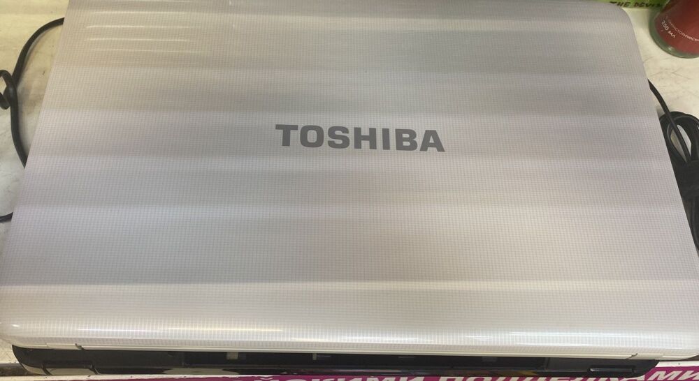 Ноутбук Toshiba 4*1,7/6/500/1