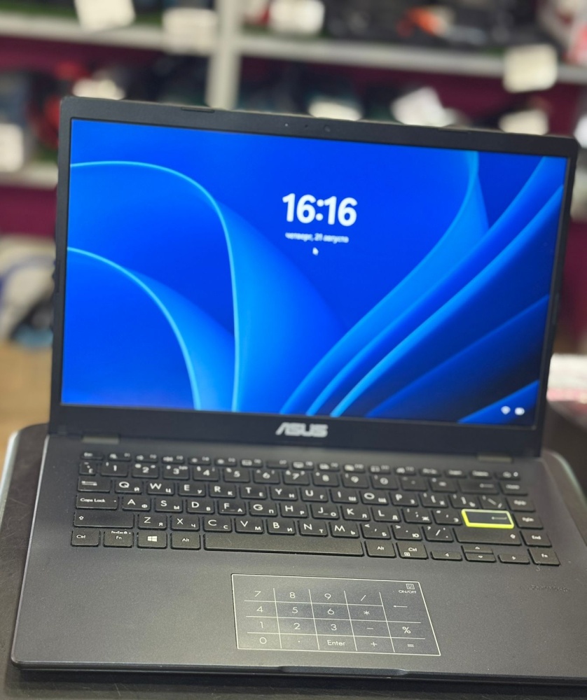 Ноутбук ASUS E410M