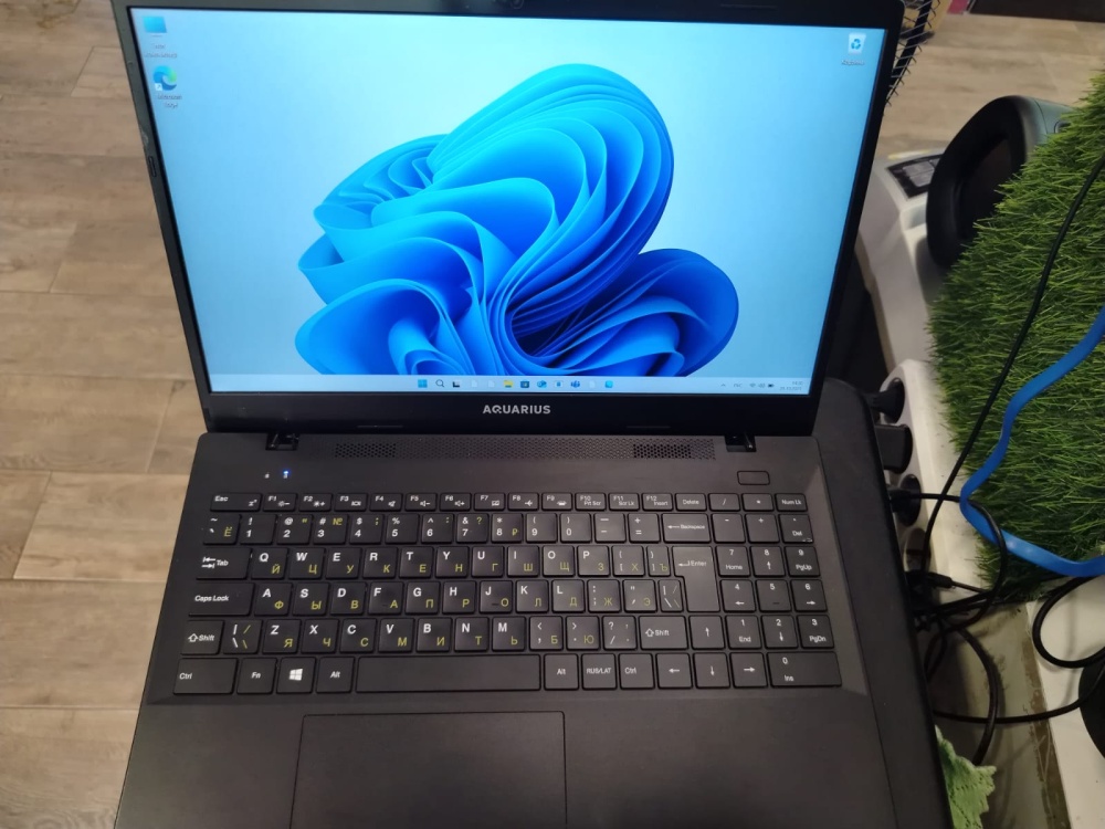 Ноутбук Aquarius