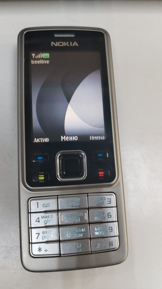 Мобильный телефон Nokia 6600