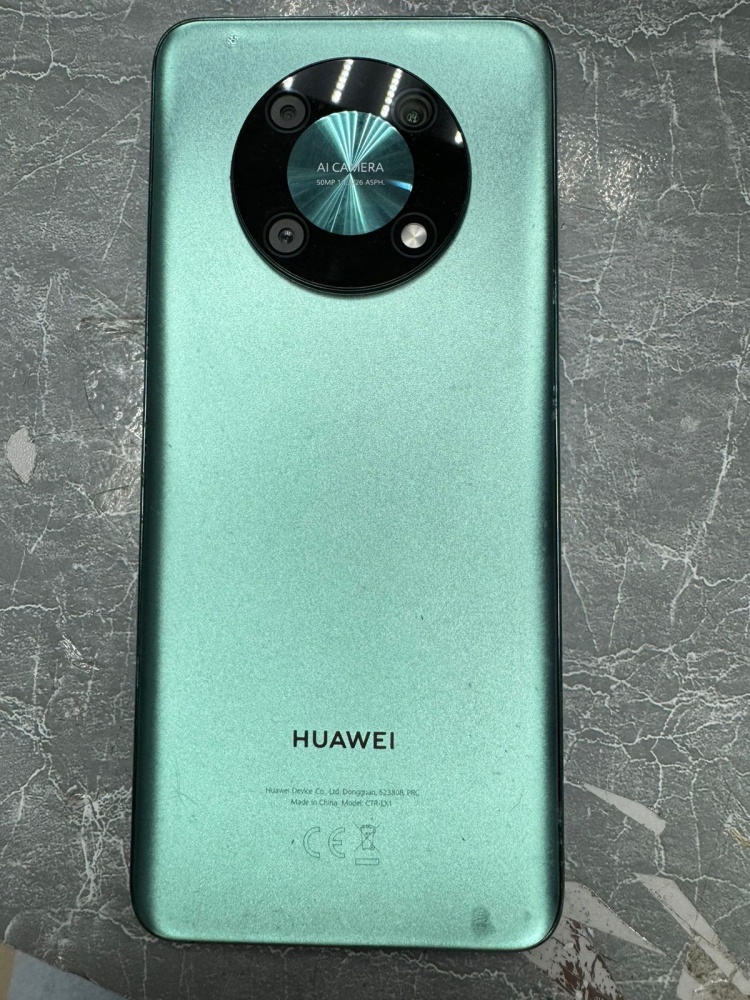 Смартфон Huawei Y90