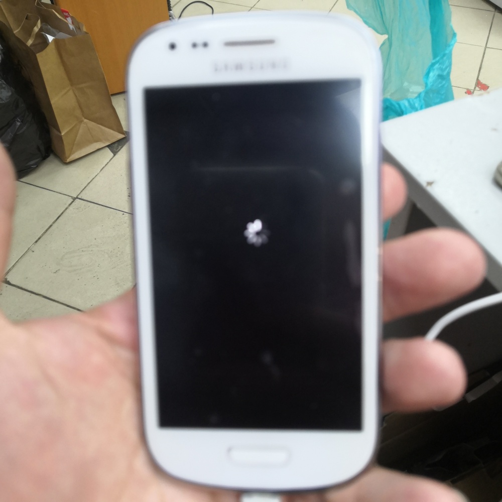Смартфон Samsung S3 mini