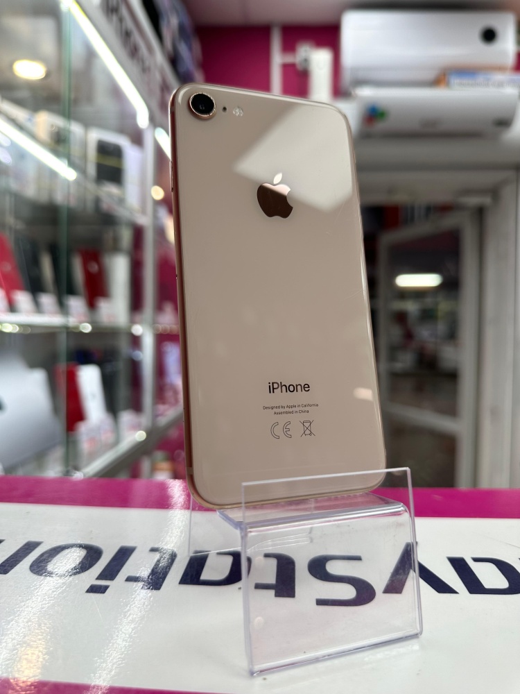Смартфон iPhone 8 64 Gb