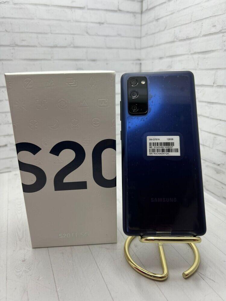 Смартфон Samsung S20 FE 6/128