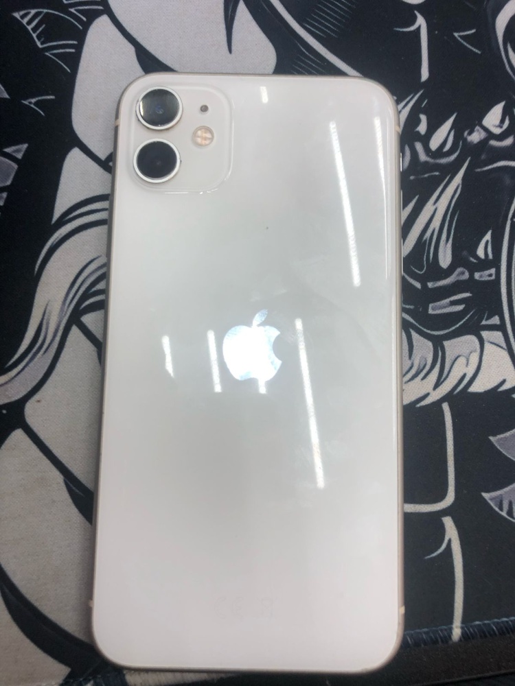 Смартфон iPhone 11 64Gb