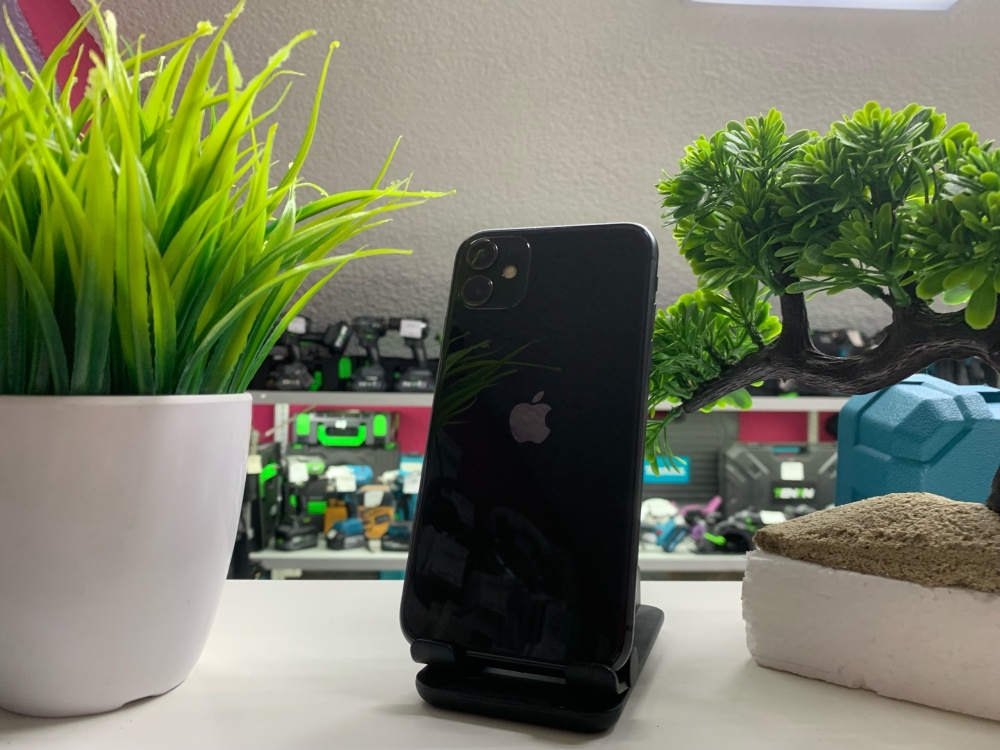 Смартфон iPhone 11 64Gb