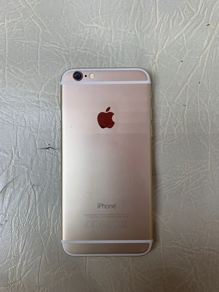 Смартфон iPhone 6