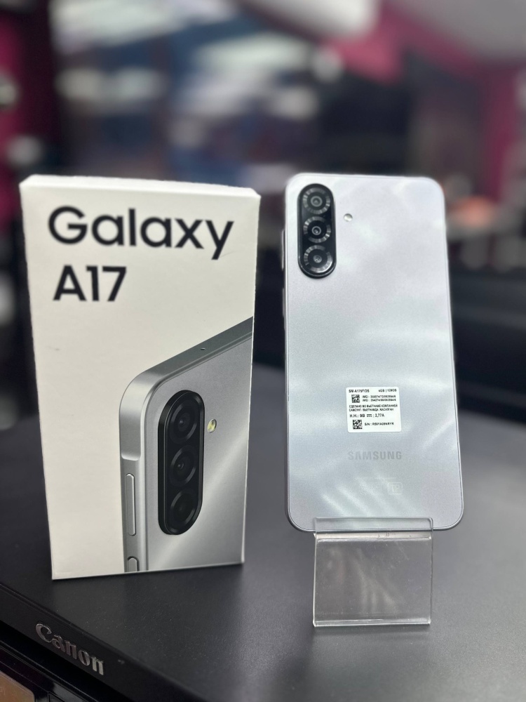 Смартфон Samsung A17