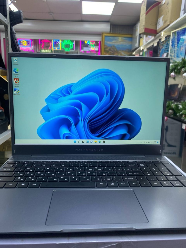 Ноутбук Machcreator