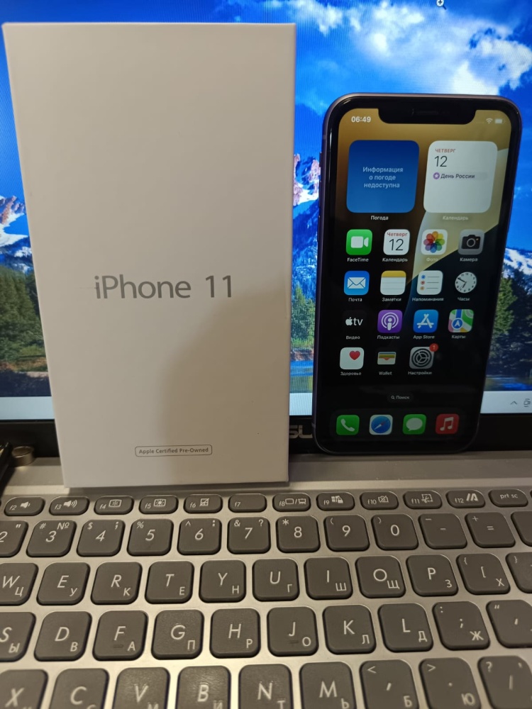 Смартфон iPhone 11 128 Gb