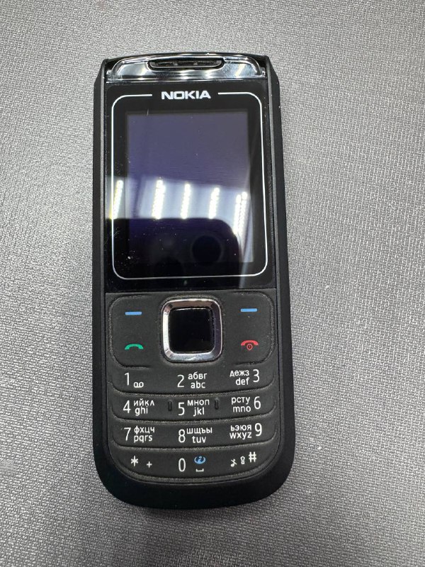 Мобильный телефон Nokia 1680 classic