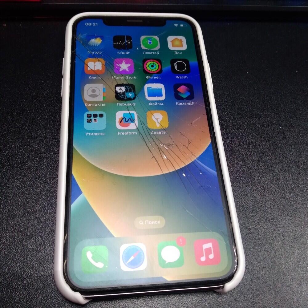 Смартфон iPhone X 64Gb