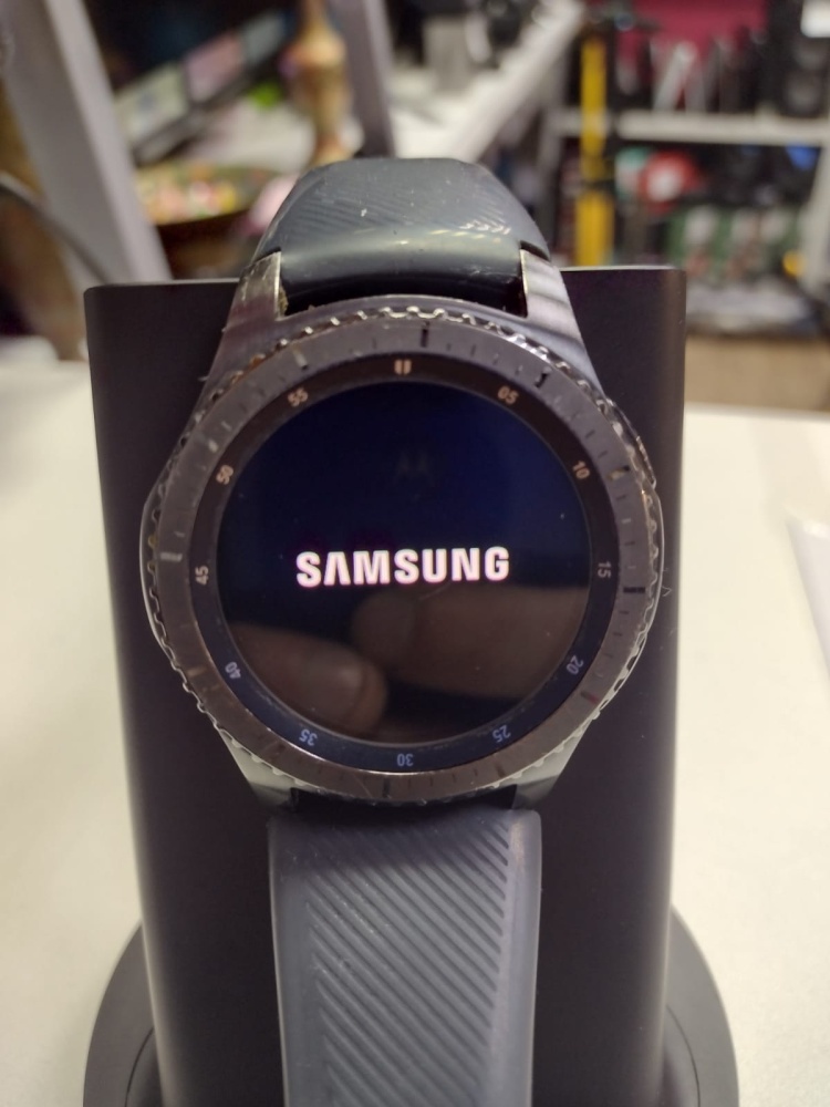 Смарт-часы Samsung 3